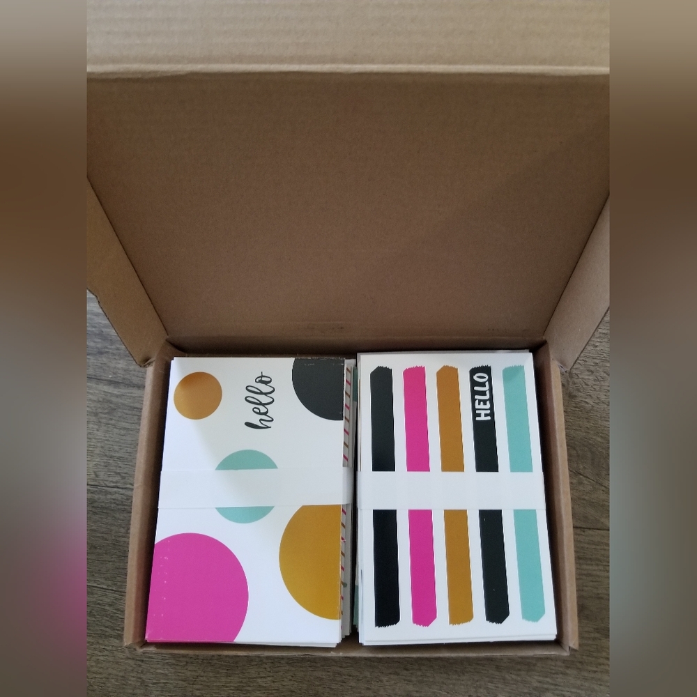 Colorful Greeting Card Set
